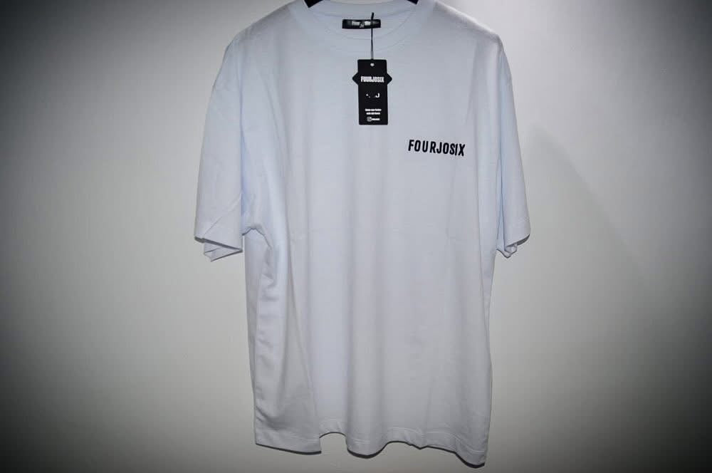 T-shirt  FOURJOSIX con ricamo sul cuore